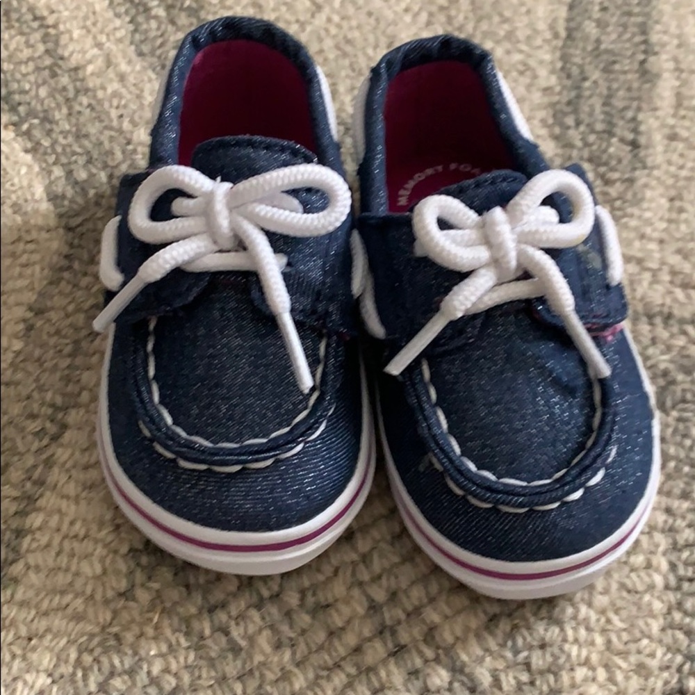 Size 2 sperrys navy with purple trim